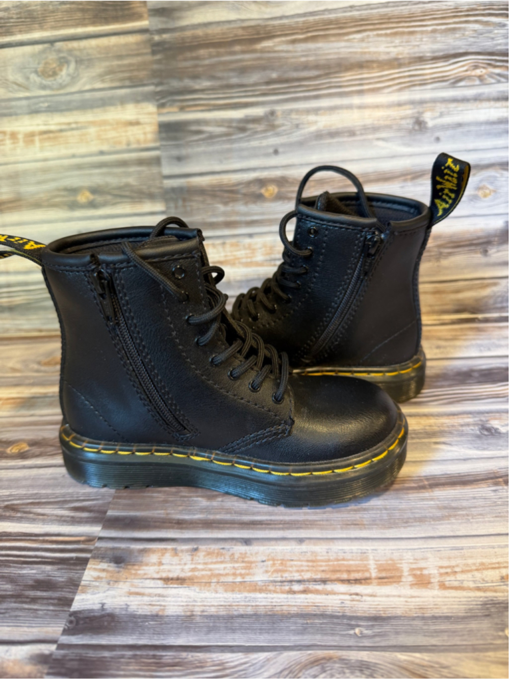 Dr Martens kids toddler Zavala Lace Up Boot Black combat boots size 8